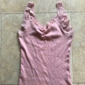 Lt. Pink lace & sequin trim tank top sz S